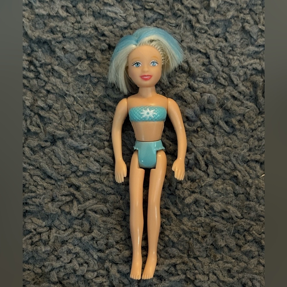 Lightly used Polly Pocket with blonde & blue short hair & blue undergarments